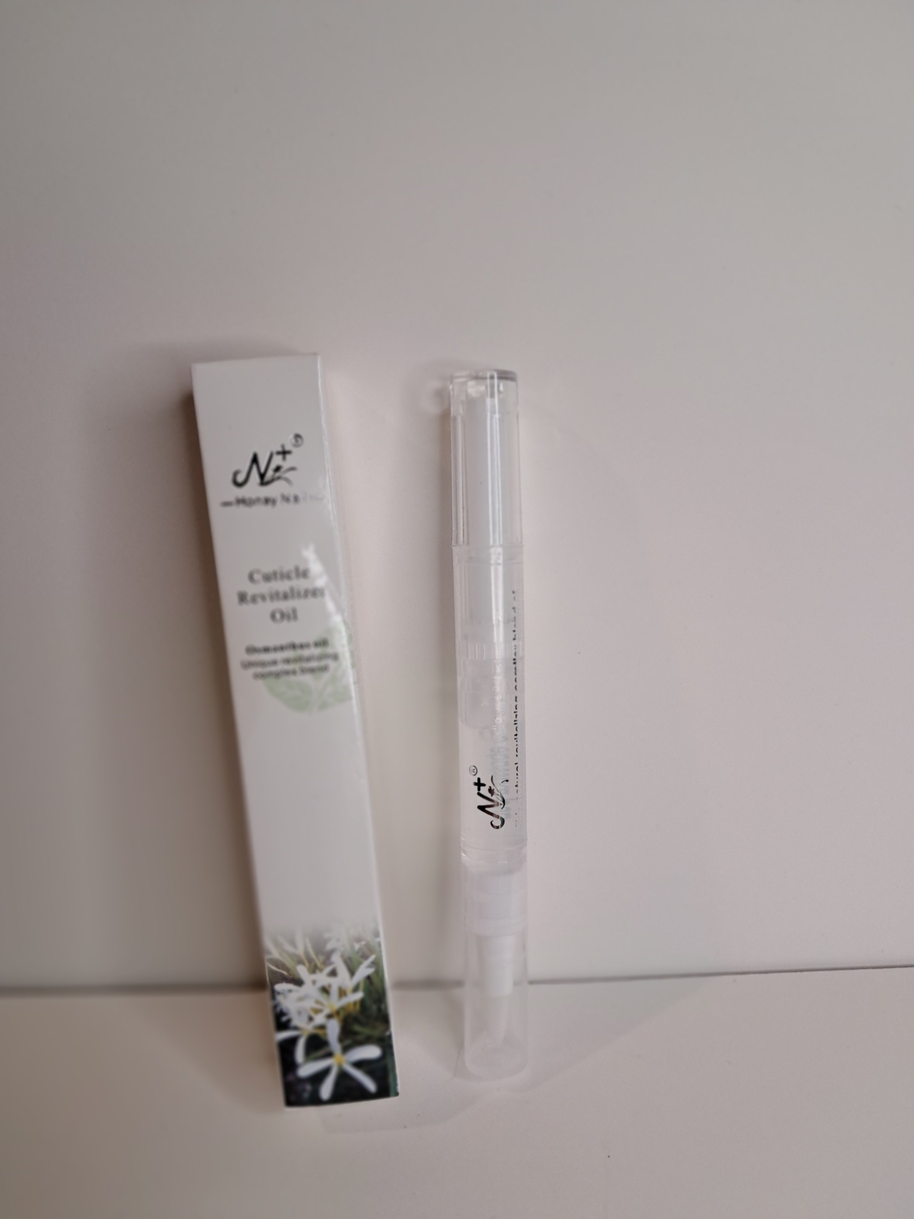 Cuticle oil 2