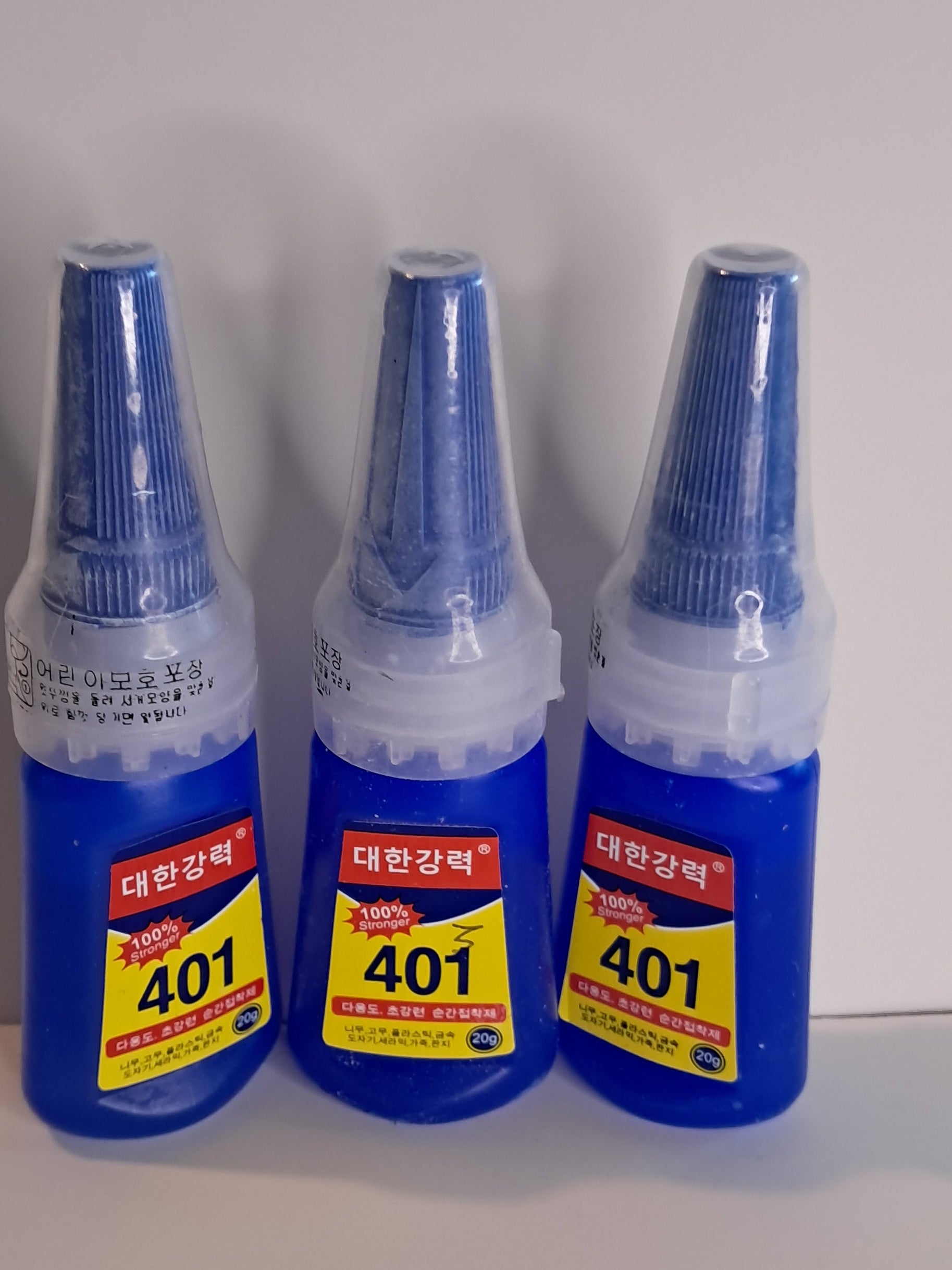 Nail glue, 3 in set