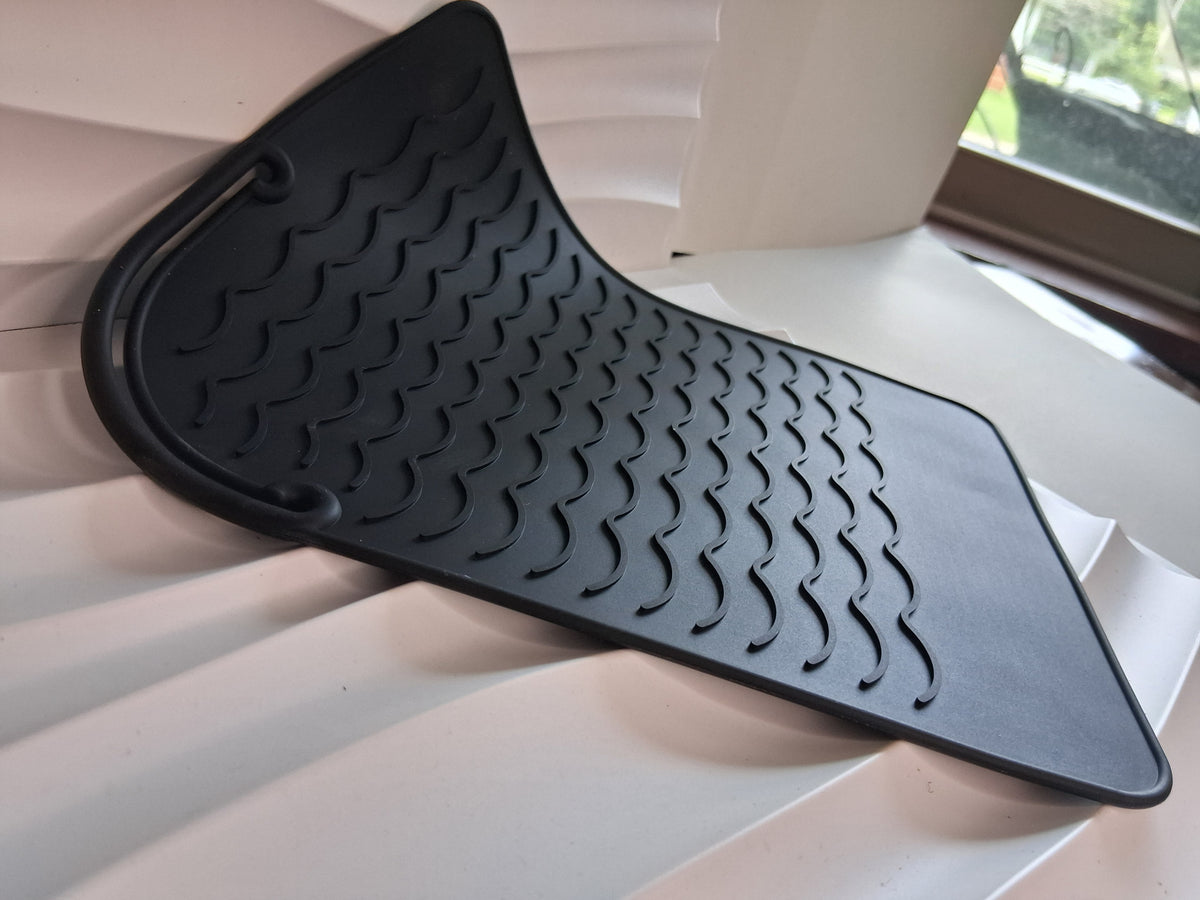 Curling iron heat mat(random black or beige)